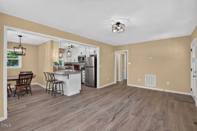 539 Riddle Avenue, Hillsborough, NC 27278