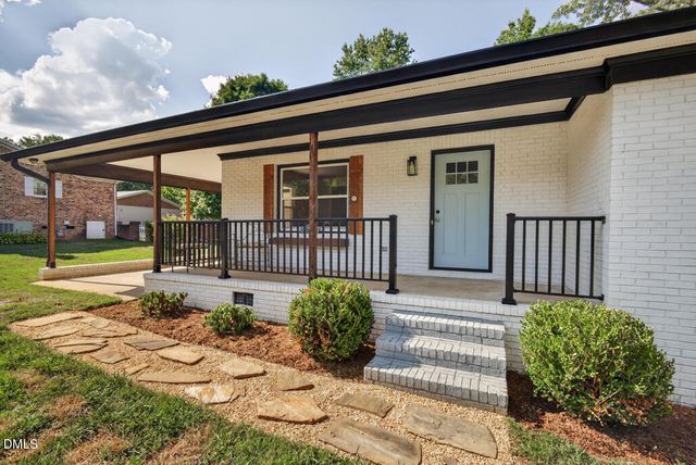 539 Riddle Avenue, Hillsborough, NC 27278