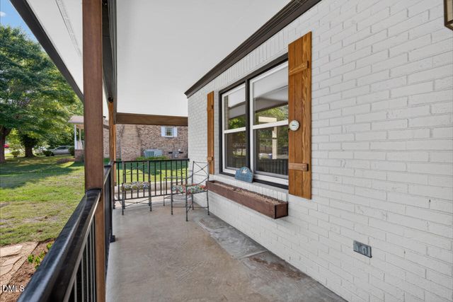 539 Riddle Avenue, Hillsborough, NC 27278