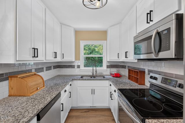 539 Riddle Avenue, Hillsborough, NC 27278