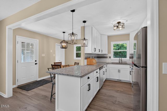539 Riddle Avenue, Hillsborough, NC 27278