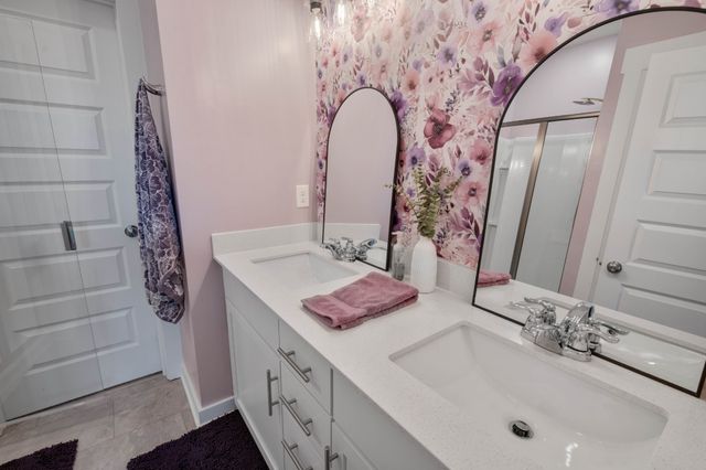 15 Torrey Pines Ln, Lebanon, TN 37087