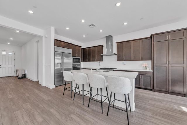 3333 Garden Terrace Dr, Folsom, CA 95630