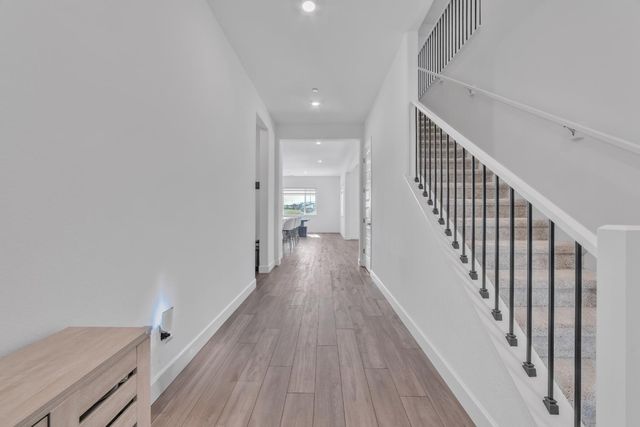 3333 Garden Terrace Dr, Folsom, CA 95630