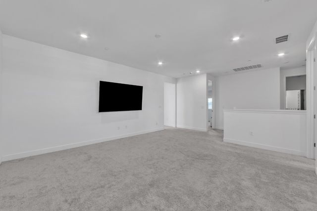 3333 Garden Terrace Dr, Folsom, CA 95630