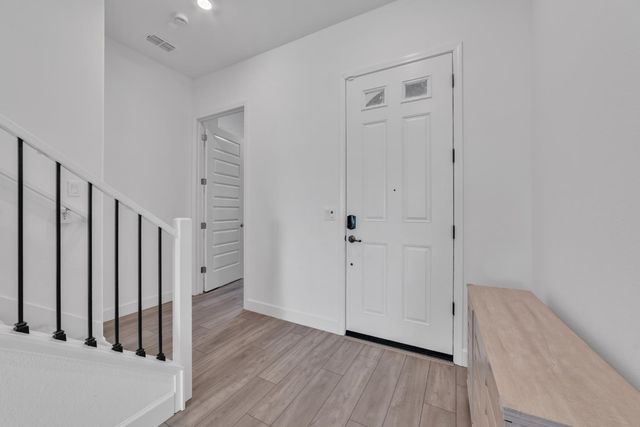 3333 Garden Terrace Dr, Folsom, CA 95630