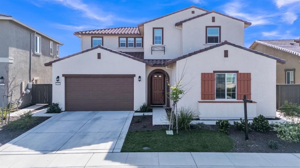 3333 Garden Terrace Dr, Folsom, CA 95630