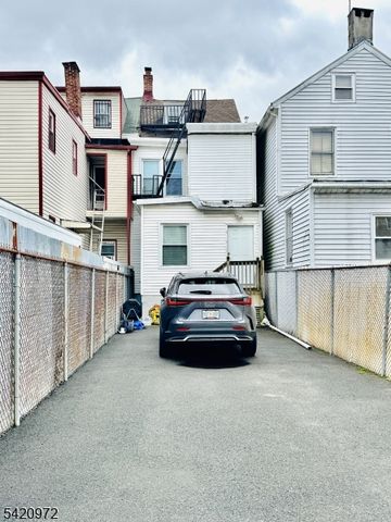 48 Wakeman Ave, Newark City, NJ 07104