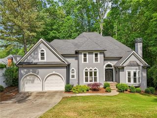 3851 Glenhurst SE Drive, Smyrna, GA 30080