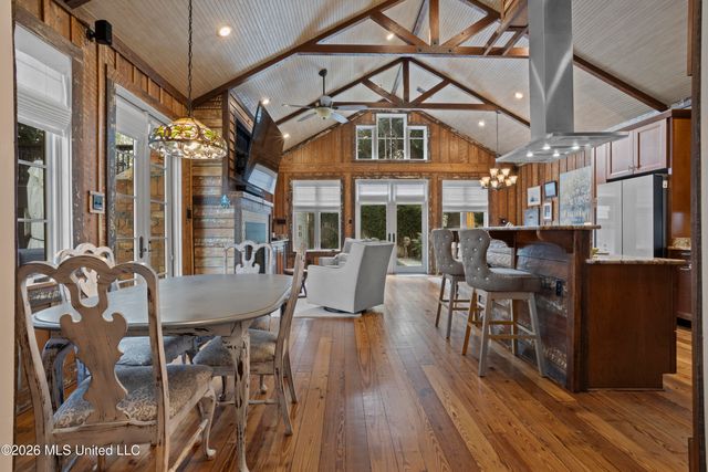 208 Saint Charles Street, Bay Saint Louis, MS 39520