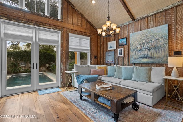 208 Saint Charles Street, Bay Saint Louis, MS 39520