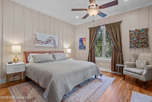 208 Saint Charles Street, Bay Saint Louis, MS 39520