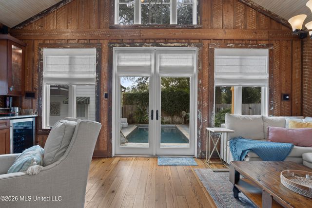 208 Saint Charles Street, Bay Saint Louis, MS 39520