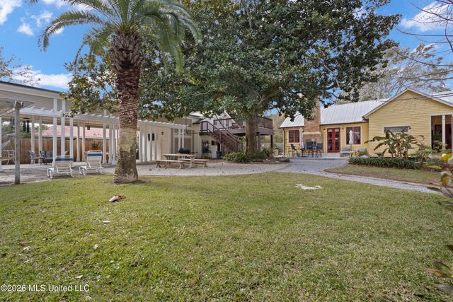 208 Saint Charles Street, Bay Saint Louis, MS 39520