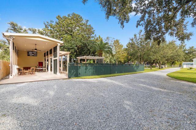 208 Saint Charles Street, Bay Saint Louis, MS 39520