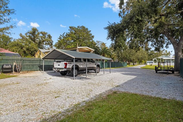 208 Saint Charles Street, Bay Saint Louis, MS 39520