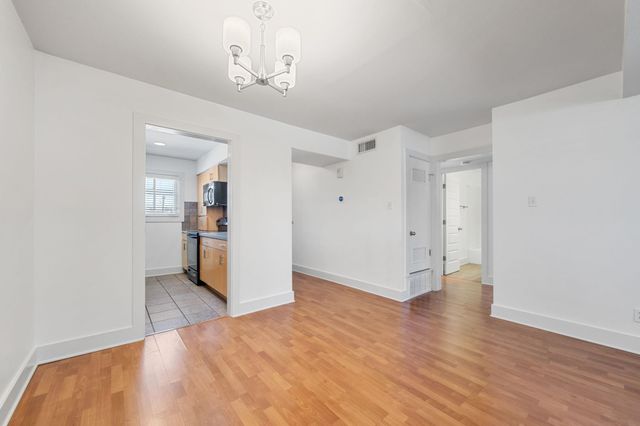 3815 Guadalupe ST 304, Austin, TX 78751