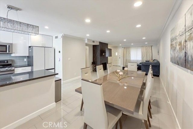 1156 San Rafael 2, Glendale, CA 91202