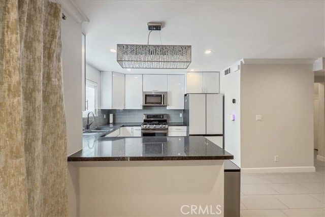 1156 San Rafael 2, Glendale, CA 91202