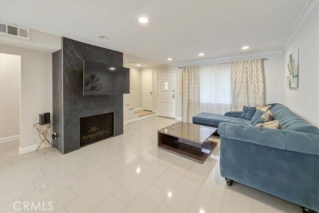 1156 San Rafael 2, Glendale, CA 91202