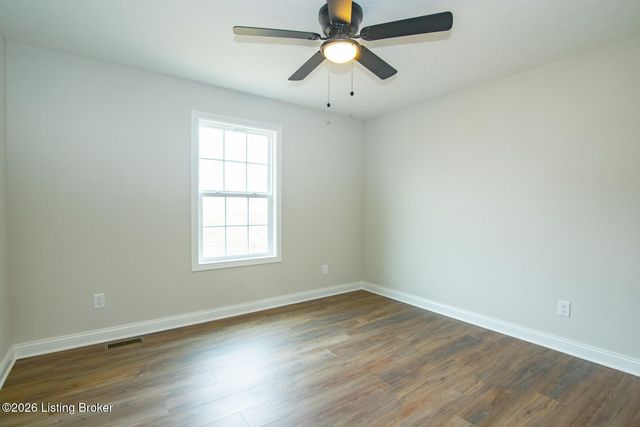 222 Rock Ridge Rd, Brandenburg, KY 40108