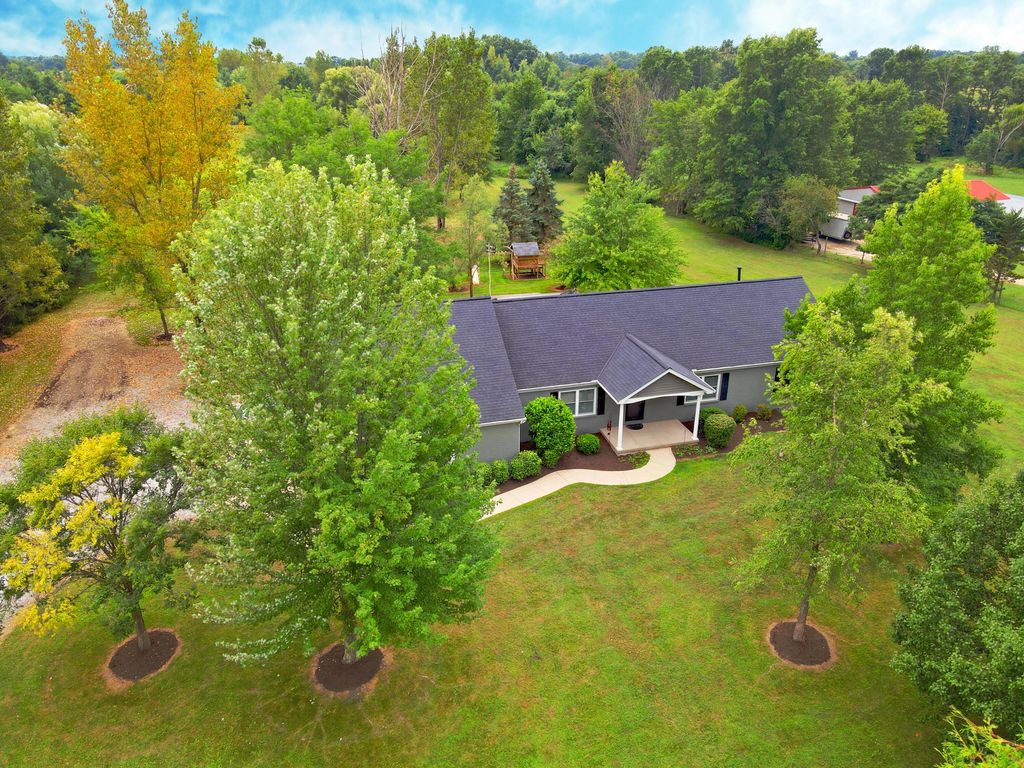 9655 Salem Church Road NW, Canal Winchester, OH 43110