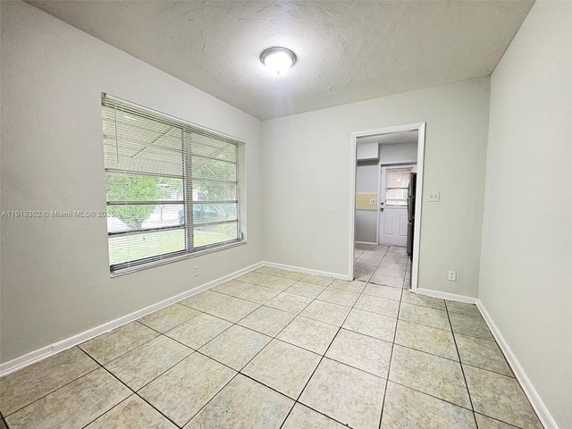 1900 NW 12th Ave, Fort Lauderdale, FL 33311