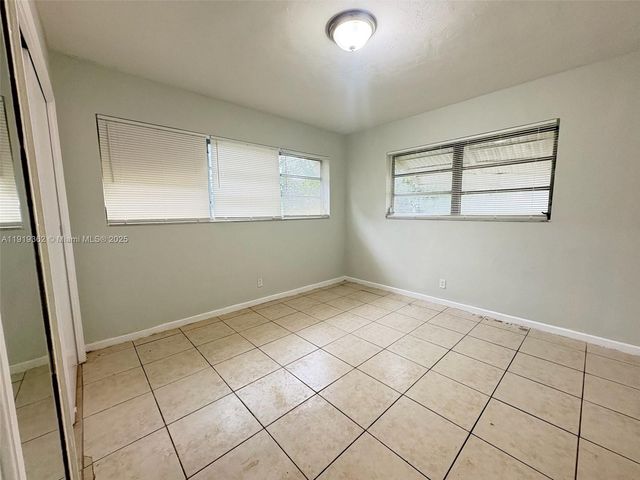 1900 NW 12th Ave, Fort Lauderdale, FL 33311