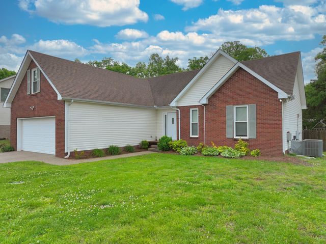 121 Brookview Cir, Goodlettsville, TN 37072
