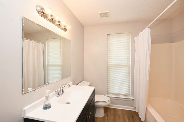 121 Brookview Cir, Goodlettsville, TN 37072