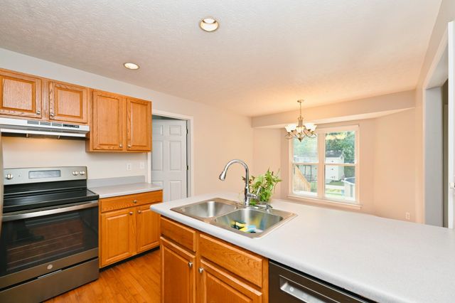 121 Brookview Cir, Goodlettsville, TN 37072