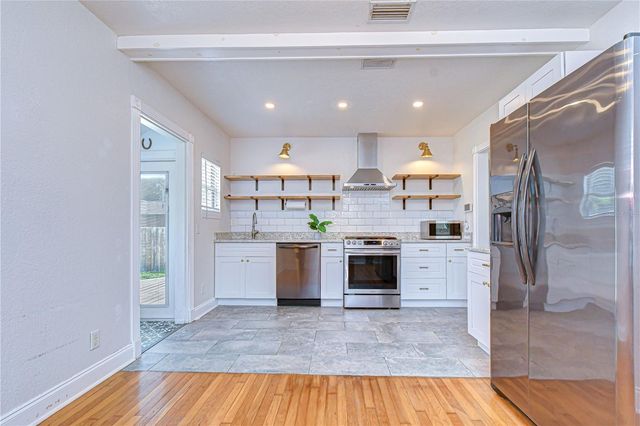 3653 2ND AVENUE N, St Petersburg, FL 33713