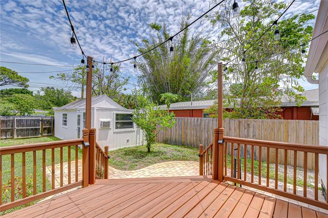 3653 2ND AVENUE N, St Petersburg, FL 33713