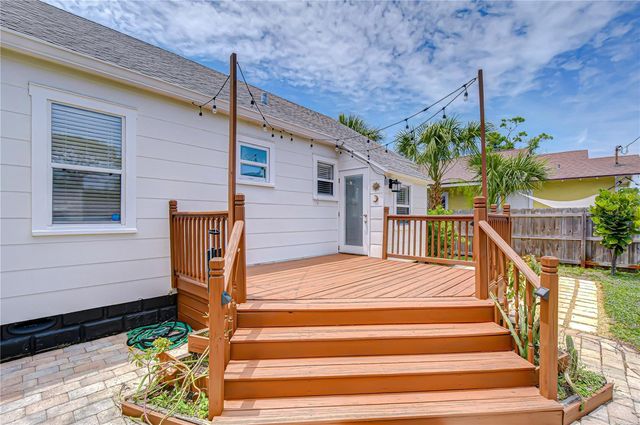 3653 2ND AVENUE N, St Petersburg, FL 33713