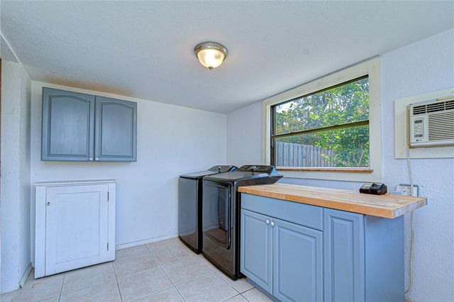 3653 2ND AVENUE N, St Petersburg, FL 33713