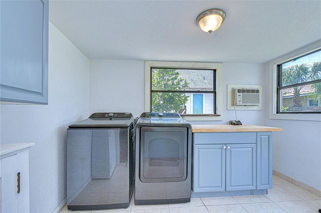 3653 2ND AVENUE N, St Petersburg, FL 33713