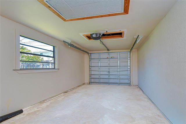 3653 2ND AVENUE N, St Petersburg, FL 33713
