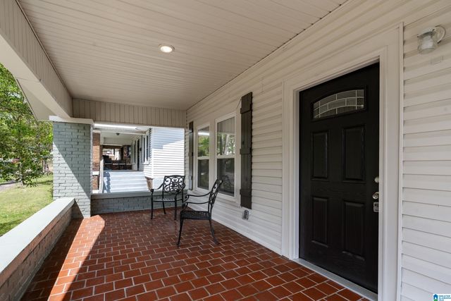 867 5TH PLACE W, Birmingham, AL 35204