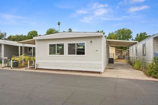 13655 Highway 8 Business SPC 24, El Cajon, CA 92021