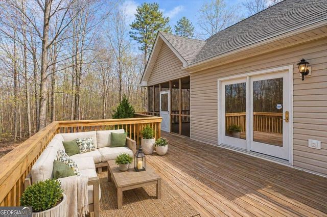 875 Knox Bridge Highway, White, GA 30184