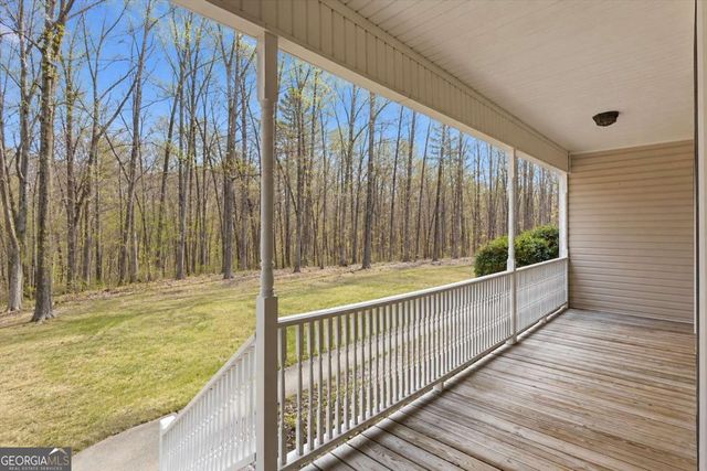875 Knox Bridge Highway, White, GA 30184