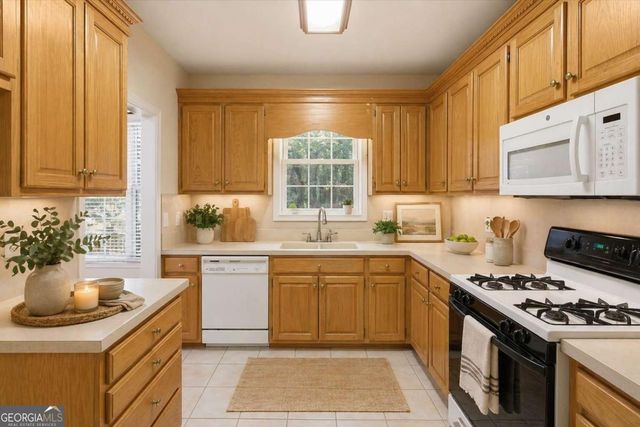 875 Knox Bridge Highway, White, GA 30184