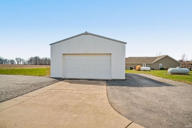 4270 W County Rd 650 N, Mulberry, IN 46058