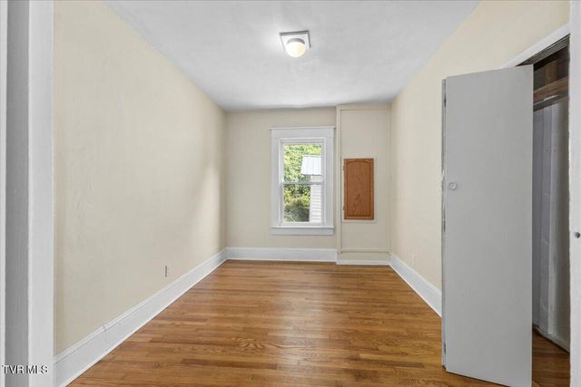 300 Wallace Pike, Bristol, VA 24202