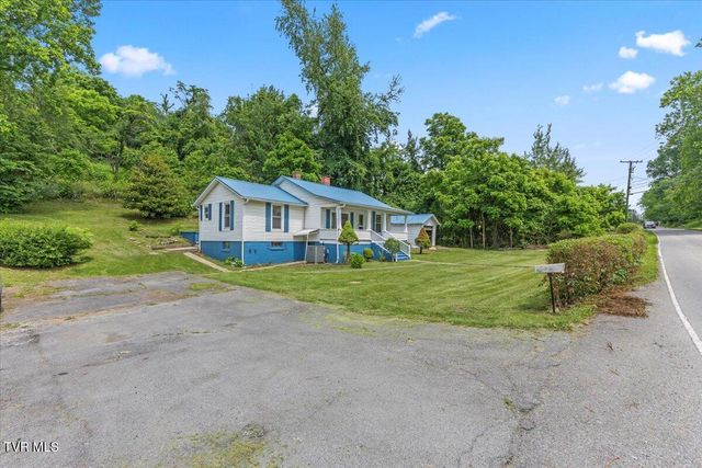 300 Wallace Pike, Bristol, VA 24202