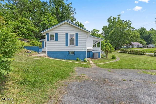 300 Wallace Pike, Bristol, VA 24202