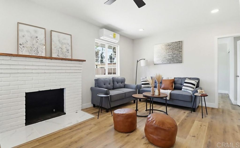 Image 11 of property listing at 3851 53 Hemlock Street, San Diego, CA 92113