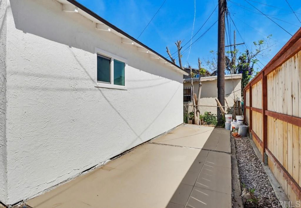 Image 50 of property listing at 3851 53 Hemlock Street, San Diego, CA 92113