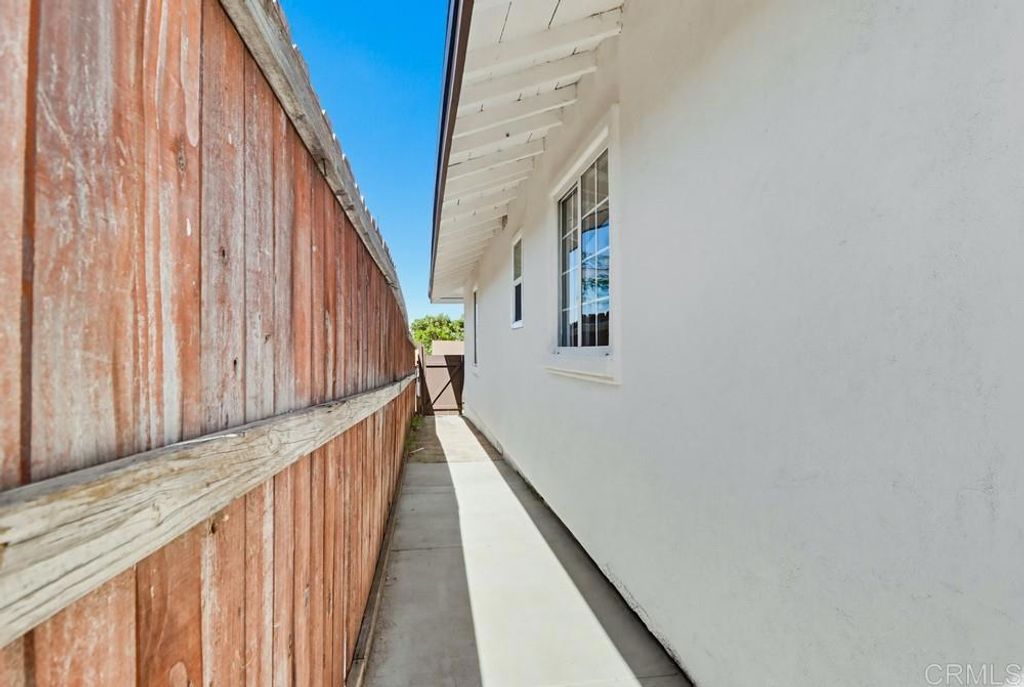 Image 51 of property listing at 3851 53 Hemlock Street, San Diego, CA 92113