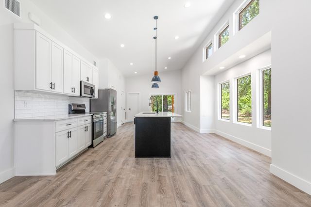 32407 Oxford Drive, Afton, OK 74331